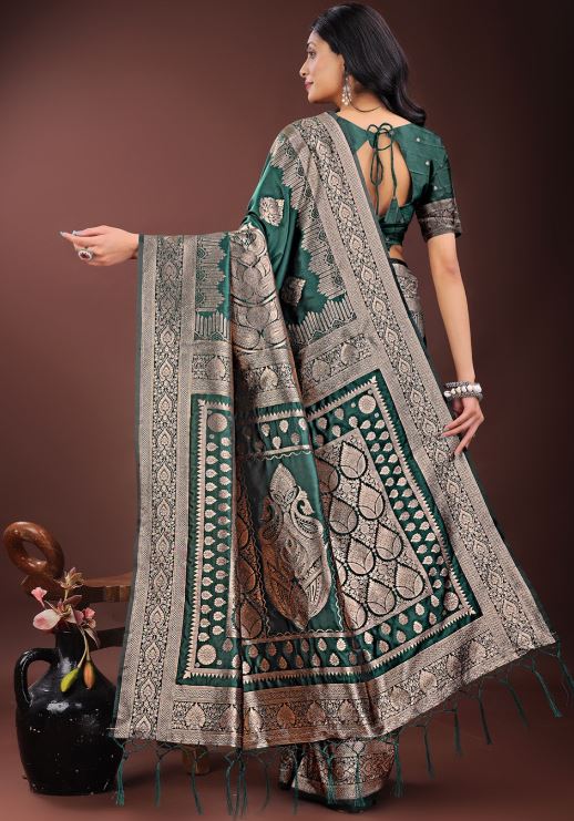 Sari en pure soie avec tissage zari Sari Indien