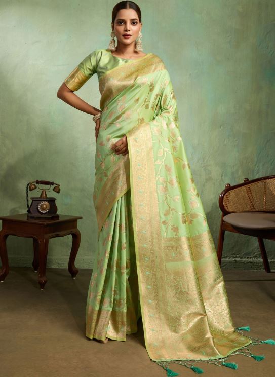 Sari Banarasi fuchsia en pure soie Sari Indien