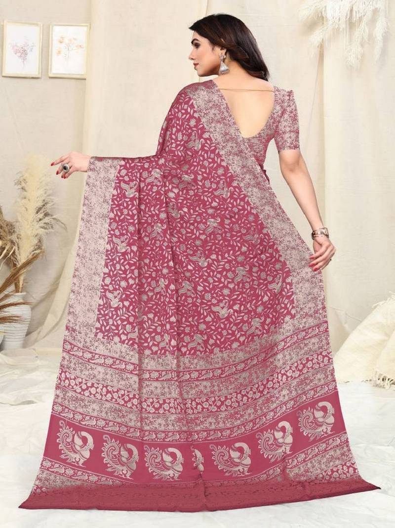 Sari magenta en chiffon tissé avec broderies en fil zari Sari Indien