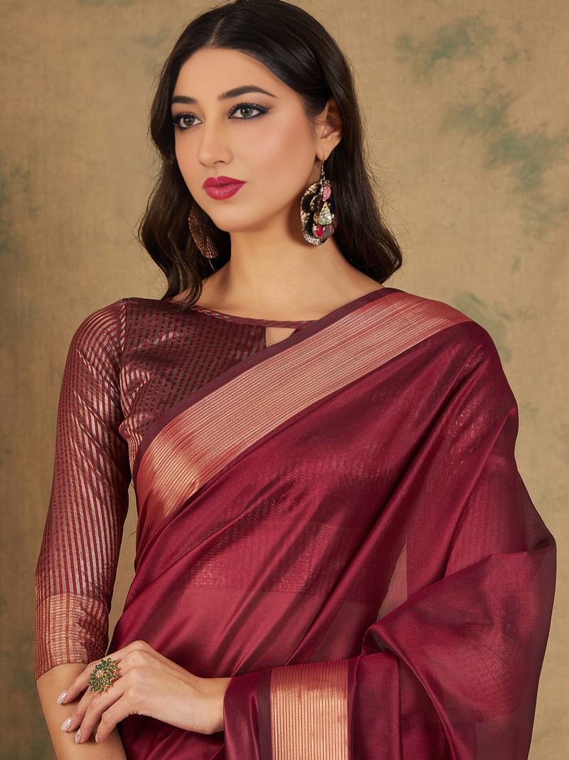 Sari bordeaux en soie-coton mélangé avec tissage en tissu organza Sari Indien
